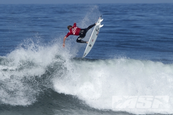 Kolohe Andino (USA), 18, back in action and now sporting FCS.