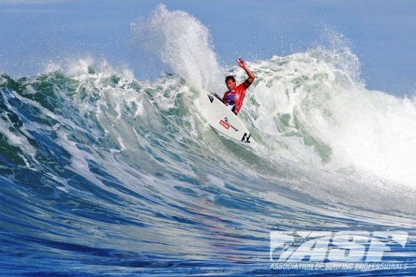 Taj Burrow (AUS), 33, current ASP World No. 1, will face Kolohe Andino (AUS), 18, and trials winner Nic Muscroft (AUS), 29, in Round 1 of the Rip Curl Pro Bells Beach. 