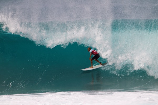 Kelly Slater (USA), 40, reigning 11-time ASP World Champion, continues his showdown for the 2012 ASP World Title with Joel Parkinson (AUS), 31, at the Billabong Pipe Masters.