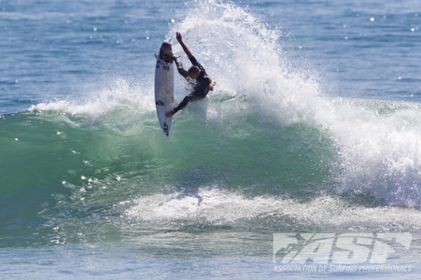 Kolohe Andino (USA), 18, will take on Heitor Alves (BRA), 30, in Heat 7 of Round 2 at the Hurley Pro at Lowers today.