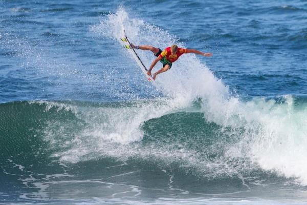 Kauai's Sebastian Zietz soars to victory at the ASP Prime Reef Hawaiian Pro at Haleiwa and into qualifying position for the elite 2013 ASP Top 34.