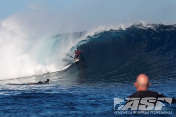 Kelly Slater (USA), 40, claims the 2012 Volcom Fiji Pro!