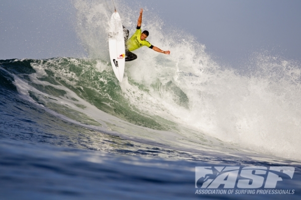 Julian Wilson (AUS), 24, current ASP WCT No. 8, will reportedly be representing Hurley in 2013.