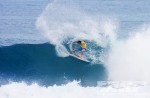 Jordy Smith Re Signs With Oneill 