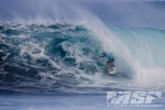 Round 1 Of Billabong Pipe Masters Is On 