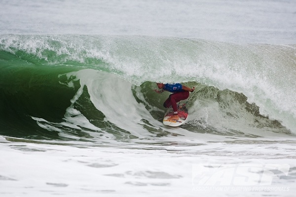 Patrick Gudauskas  (USA), 27, opened up his Quiksilver Pro France campaign this morning with a much needed Round 1 victory.