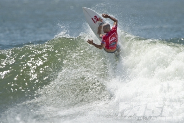Kelly Slater (USA), 41, 11-time ASP World Champion and last season's ASP World Runner-Up, was back with a vengeance today, posting a Round 1 win at the Quiksilver Pro Gold Coast.