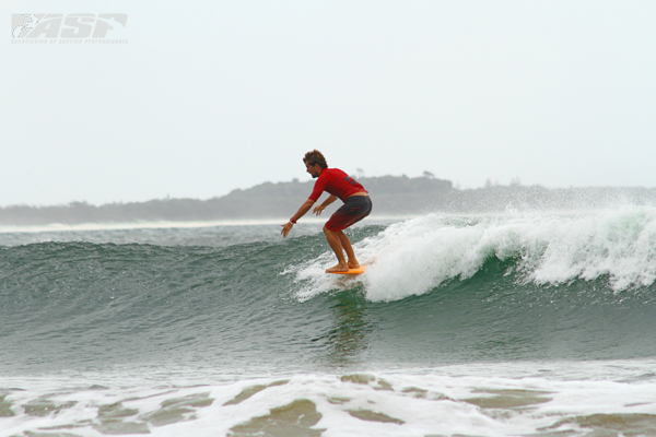 2009 ASP World Longboard Champion Harley Ingleby (AUS) at last year's Australian Longboard Surfing Open.