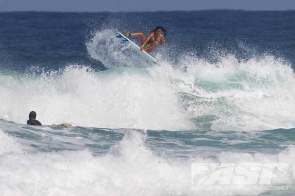 Malia Manuel (HAW), 19, will take on Tyler Wright (AUS), 19, and Philipa Anderson (AUS), 21, in Round 1 of the Colgate Plax Girls Rio Pro.