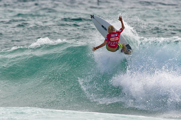 Kai Hing (Sunshine Coast, QLD/AUS) posting a near-perfect 9.50 out of a possible 10 today at the Chiko MP Classic. Pic ASP/Will H-S.