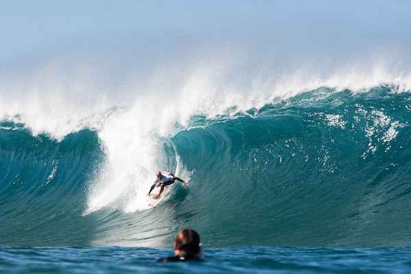 Kelly Slater will need to win the Billabong Pipe Masters today in order to clinch a 12th ASP World Title. 