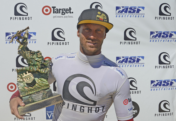 Veteran Nathan Hedge starts 2014 with a win at the Piping Hot Surf Festival Bells Beach. Pic ASP/Robertson