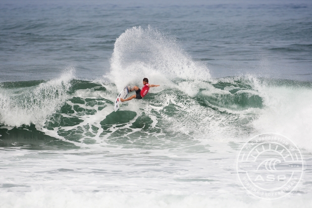 Current ASP World No. 36 Conner Coffin (USA), 19, will take to the water in the Round of 32 when Reef Hawaiian Pro competition resumes.