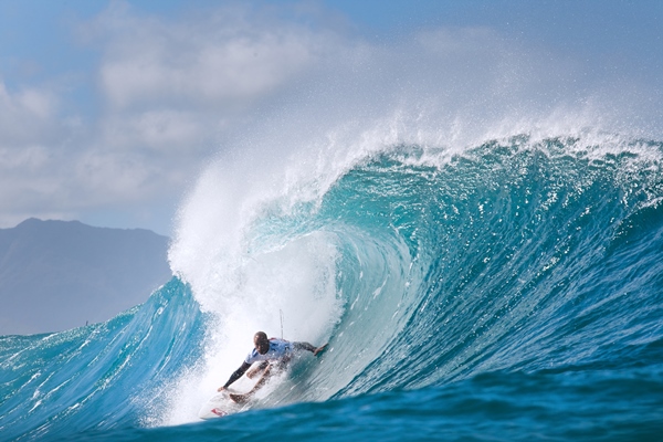 Kelly Slater (USA), 41, claims 2013 Billabong Pipe Masters win.