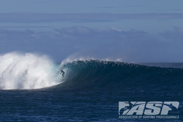 Kelly Slater, winning his 53rd ASP WCT event and second consecutive Volcom Fiji Pro title. 