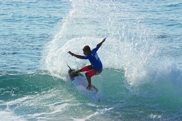 Brazil's Peterson Crisanto took part in the Los Cabos Open of Surf morning expression session. The goofy-footer will surf in Heat 14 of the Round of 96. 