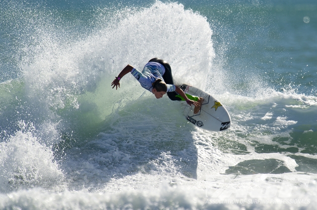 Courtney Conlogue (USA), 20, will surf in the opening heat of the 2013 TSB Bank NZ Surf Festival when competition begins. 