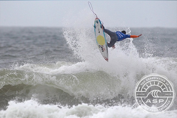 Gabriel Medina was on fire on day three of the Cascais Billabong Pro.