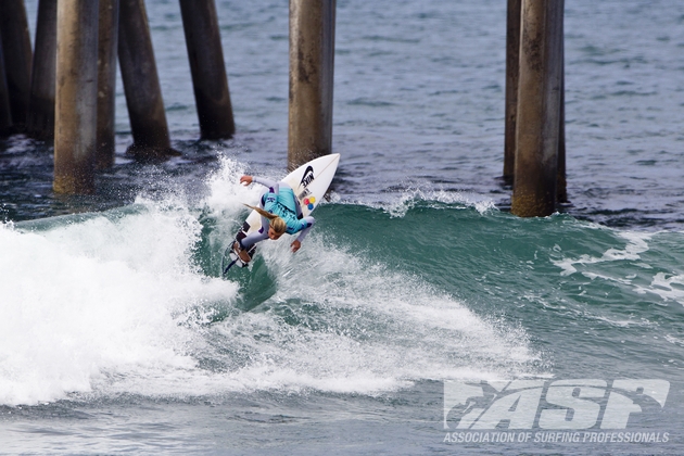 Defending event champion Lakey Peterson (USA), x, will surf in Heat 6 Round 1 of the Vans US Open of Surfing today.