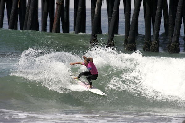 Coco Ho (HAW), 22, advanced to the Round of 12 at the Ford Supergirl Pro. 