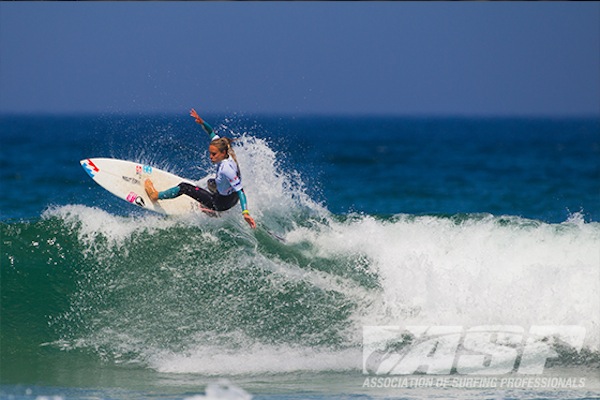 Justine Dupont (FRA) was one of four French surfers to advance to the Round of 12 at the Pantin Classic Galicia Pro. 