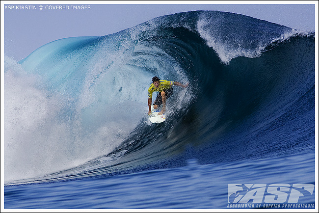 Bruce Irons (HAW) on his way to claiming victory the last time the ASP WCT stopped in Bali. Pic ASP/Kirstin