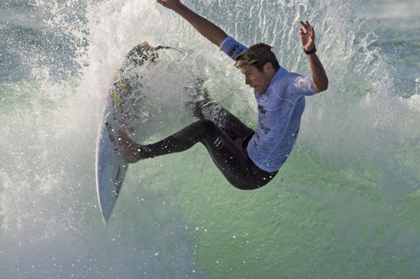 Jack Freestone punishing the shorebreak at Merewether today. Pic ASP/Robertson - ASP / Steve Robertson