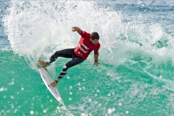 Adriano De Souza in career best form, 4th at Pipe in Jan,  1st in Manly last week and red hot today at Surfest. Pic ASP/Will H-S - ASP / Will Hayden-Smith