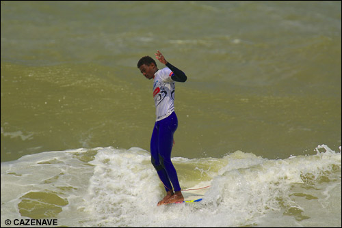 Carlos Bahia (Brazil) finished equal third at the Oxbow Pro World Longboarding Championships in Anglet France when he was defeated by 2007 World Champion Phil Rajzman in the semi finals. Pic Credit ASP Tostee