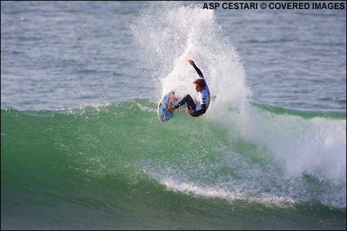 Ricky Basnett Quiksilver Pro France Surf Contest Round 1.