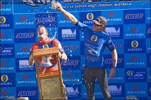 Taj Burrow rings the Bell after he beat Andy Irons in the final of the Rip Curl Pro. Pic Credit ASP Tostee