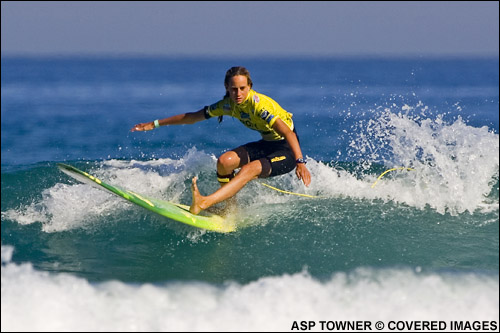 Justine Dupont The Roxy Jam Biarrits Womens Longboard Championship Surf Contest. Pic Credit ASP Tostee 