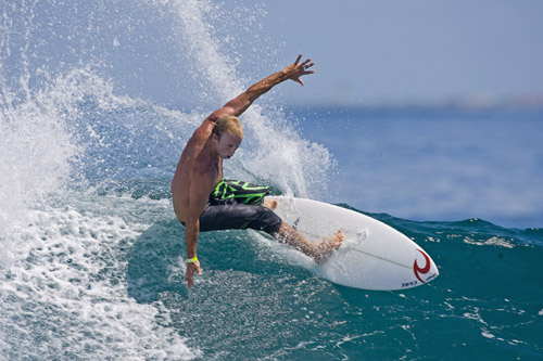 Nathan Hedge (Aus) arrived at Dhonveli Resort a couple of days early and has been tearing apart the perfect waves at Pasta Point in readiness for the Maldives presents SriLankan Airlines Pro