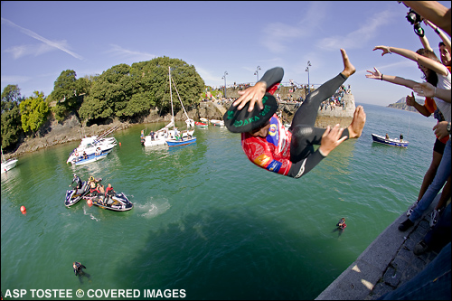 Bobby Martinez Gets The Traditional Toss Into The Port From The Mundaka Surf Club.  Photo Credit ASP Tostee 