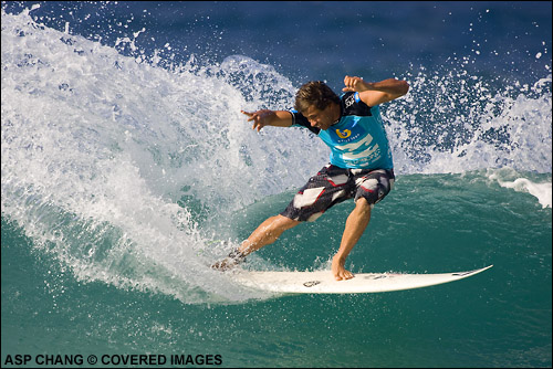 Dean "Dingo" Morrison finishes second in the 2007 Billabong Pipe Masters. Surf Photo ASP Tostee