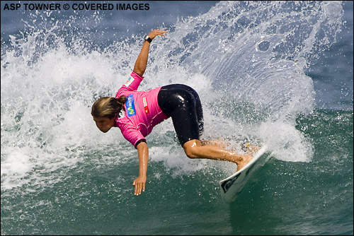 Sofia Mulanovich Surfing Mancora Peru Classic Surf Contest.  Photo Credit ASP Tostee