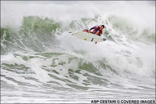 Joel Parkinson Busting Big Air at The Hang Loose Santa Catarina Pro Surf Contest. Surfing Photo Credit ASP Tostee
