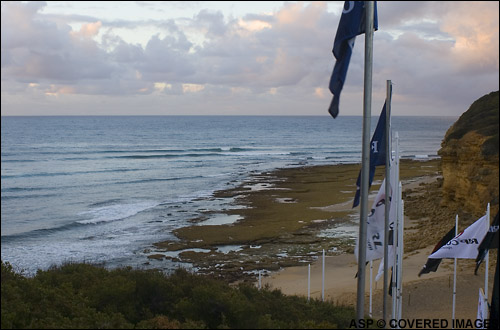 Day three is close to flat so it’s a lay day for Men’s and Women’s. Pic Credit ASP Tostee