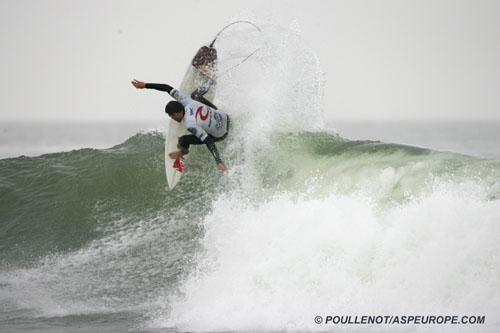 Dane Reynolds 2nd Place at the Rip Curl Pro Super Series Surf Contest in Seignosse, France. Photo Credit ASP
