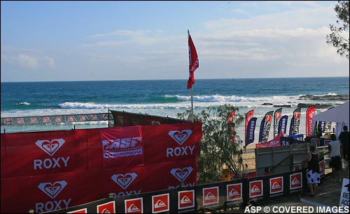 Windy conditions this morning but everyone expects the winds to back off and there’s good prospects for Roxy round three action getting under away by mid morning. Pic Credit ASP Tostee