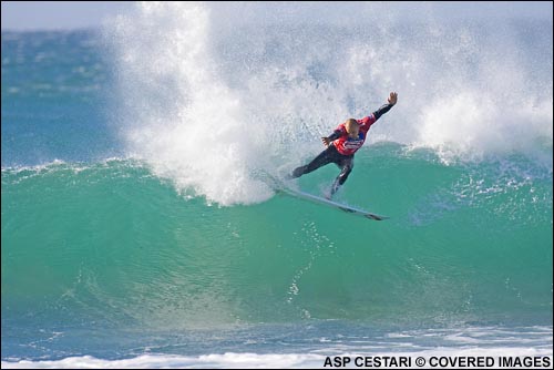 Kelly Slater Advances Through The First Heat at The Billabong Pro Jbay South Africa Surf Contest.  Pic Credit ASP Tostee