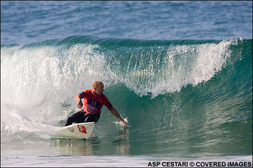 Kelly Slater Billabong Pro Mundaka Surf Contest Quarter Finals Win.  Photo Credit ASP Tostee