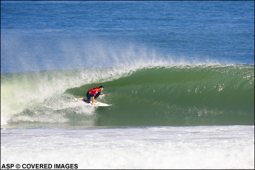 Joel Parkinson spent his entire round 3 heat in the tube and went on to post a near perfect score of 19.70 (out of 20) Picture credit ASP Tostee
