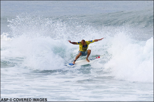 Kelly defeating fellow American Cory Lopez. If Kelly wins this event he will be the New World Champion, making it his 8th Title. Picture Credit ASP Tostee