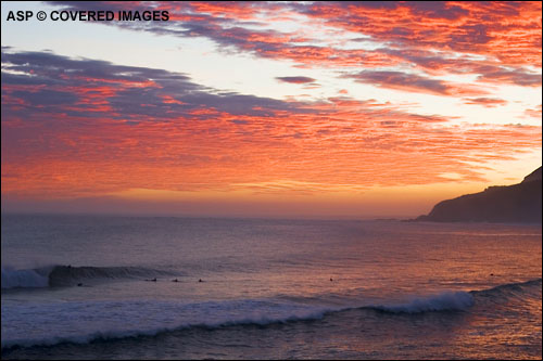 Mundaka Sunrise Picture credit ASP Tostee
