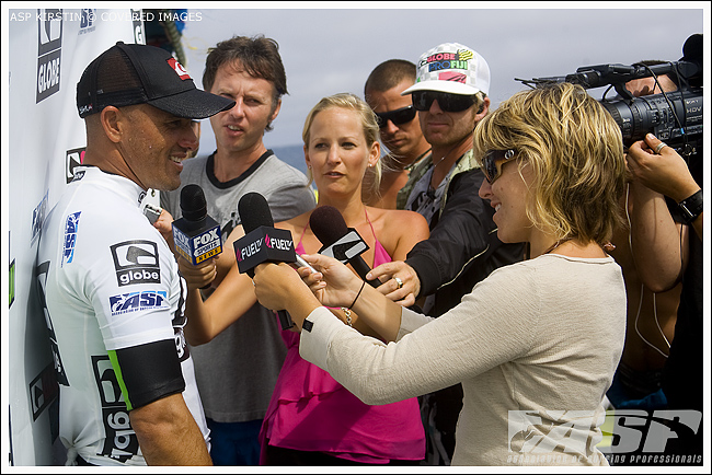 Kelly Slater Globe Fiji Winner Gets Mobbed by Surf Media