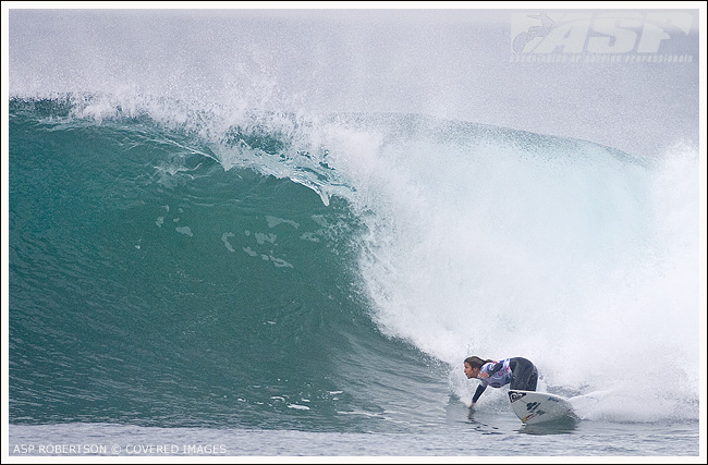 Surfing Photo: Sofia Mulanovich Rip Curl Women's Pro Bells Beach 2008 Runner Up.