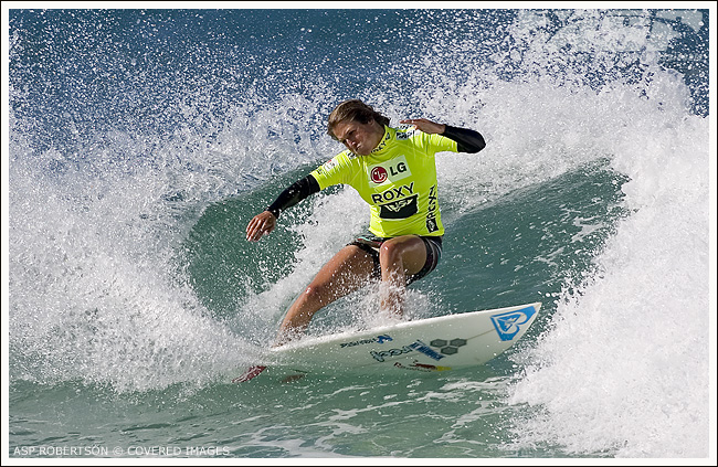 Sofia Mulanovich (Peru) winning the Roxy Pro at Snapper Rocks on the Gold Coast in Queensland Australia today. Sofia defeated Australian Samantha Cornish comprehensively in the final with final wave tally, based on each surfers top two scoring rides, Mulanovich 17.34 to Cornish on 7.84. Photo ASP Tostee